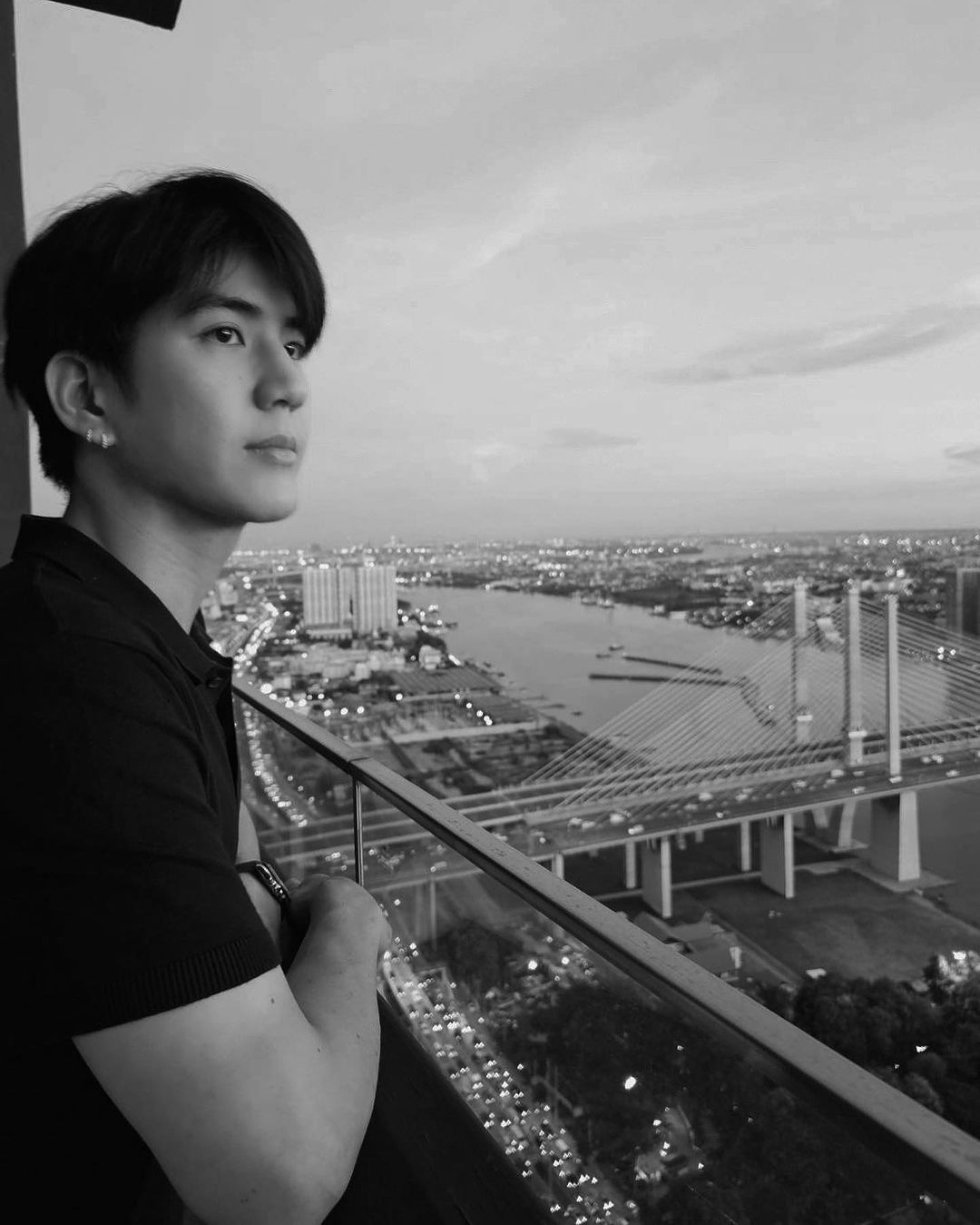 ซี - ทวินันท์ อนุกูลประเสริฐ