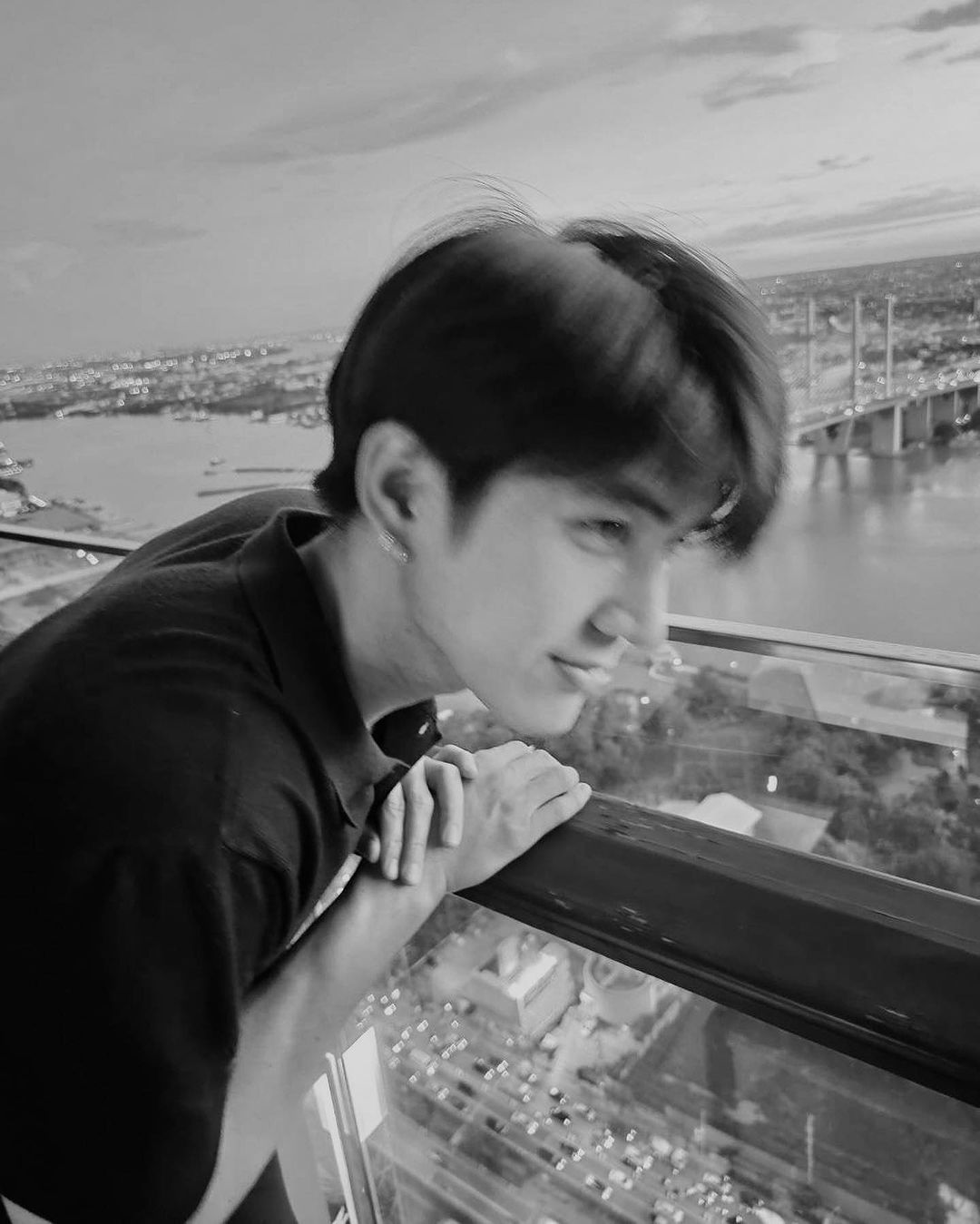 ซี - ทวินันท์ อนุกูลประเสริฐ