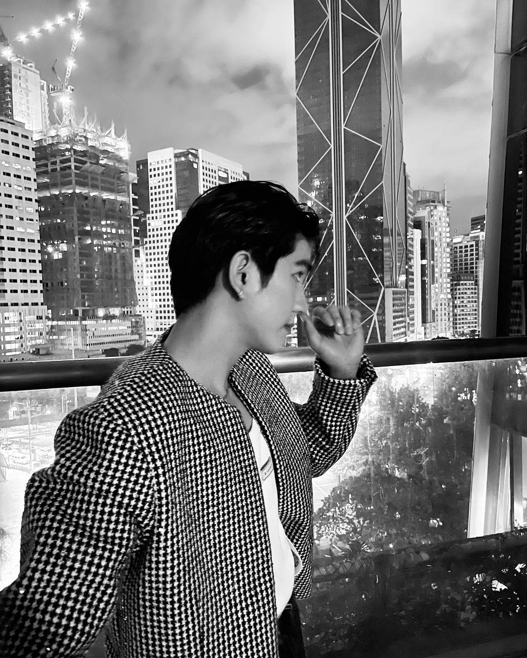 ซี - ทวินันท์ อนุกูลประเสริฐ