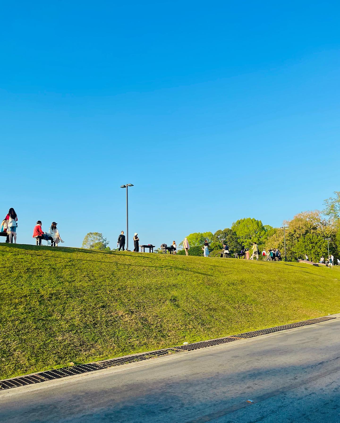 ซี - ทวินันท์ อนุกูลประเสริฐ