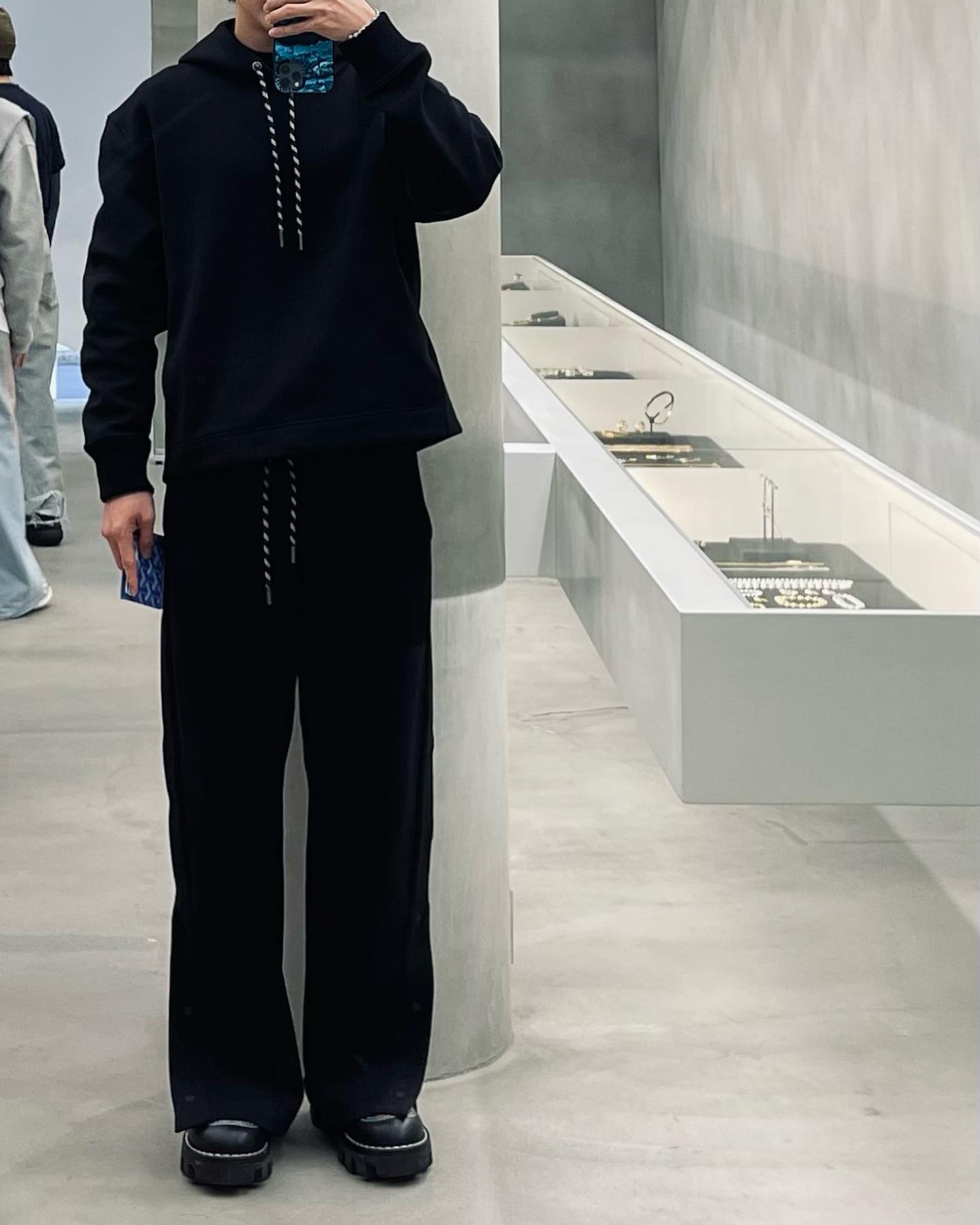 ซี - ทวินันท์ อนุกูลประเสริฐ