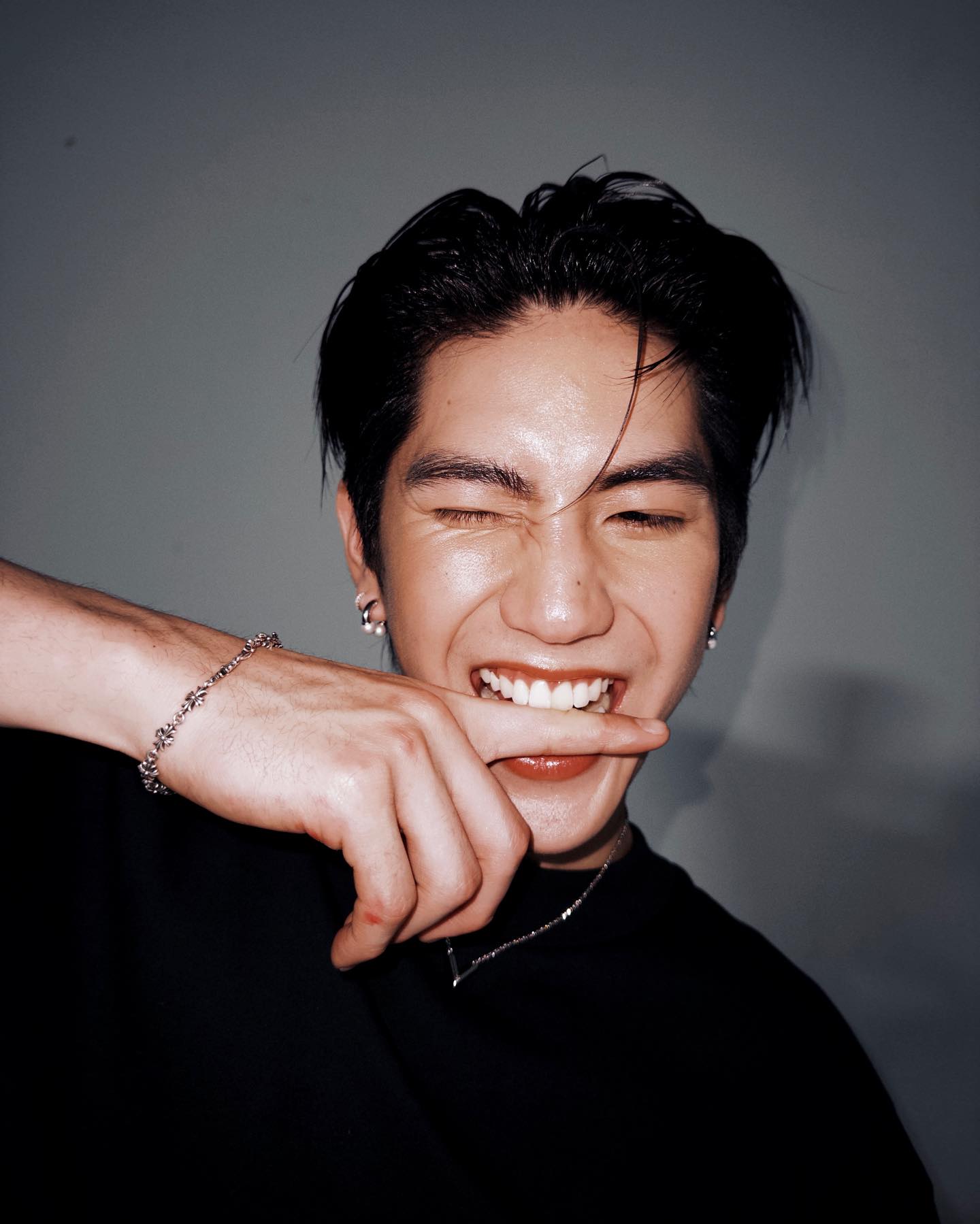 ซี - ทวินันท์ อนุกูลประเสริฐ