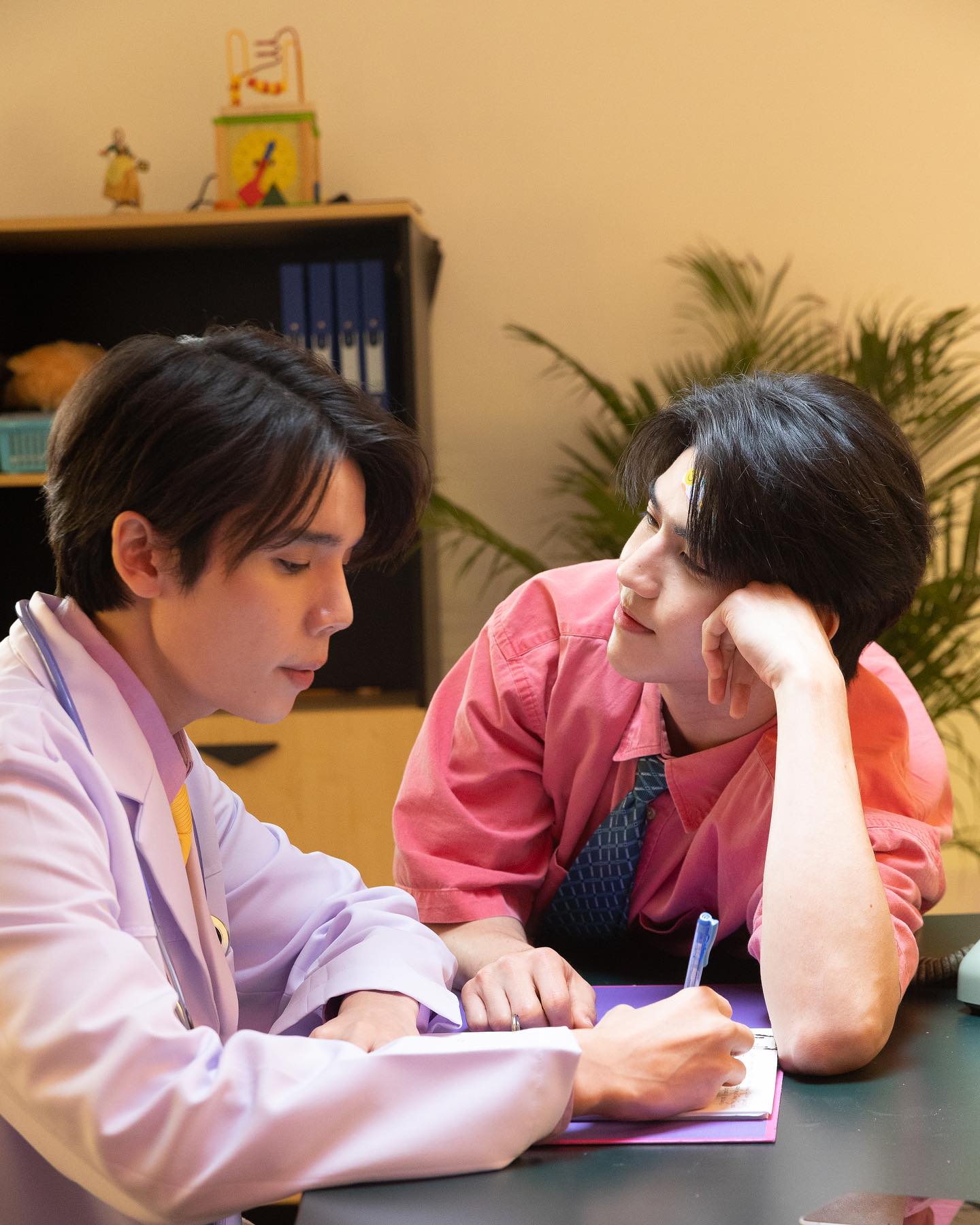 ซี - ทวินันท์ อนุกูลประเสริฐ