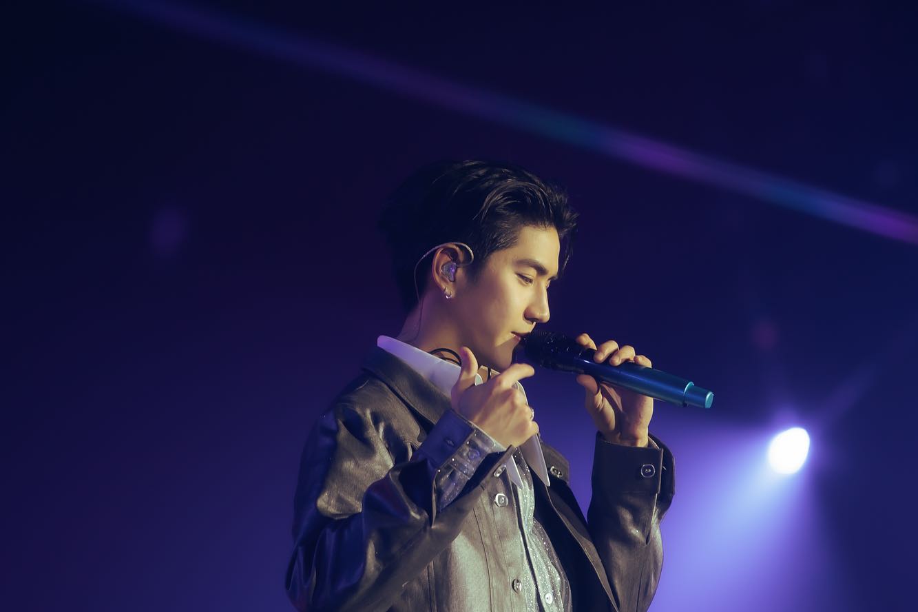 ซี - ทวินันท์ อนุกูลประเสริฐ