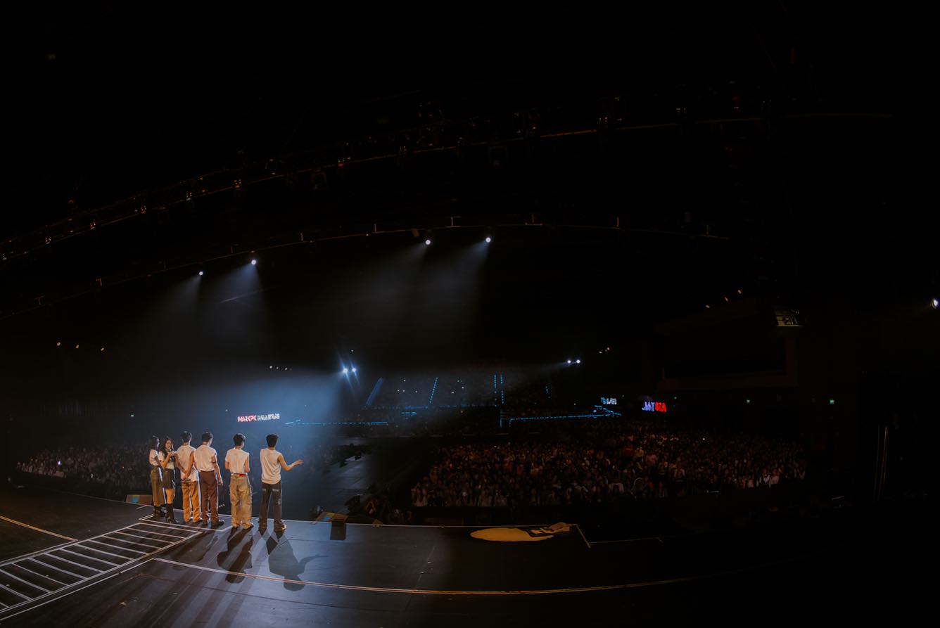 ซี - ทวินันท์ อนุกูลประเสริฐ