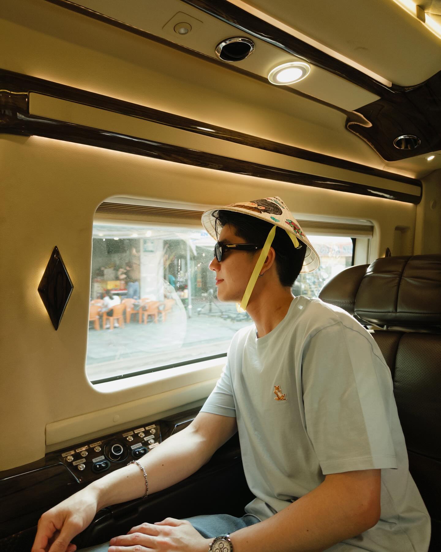 ซี - ทวินันท์ อนุกูลประเสริฐ