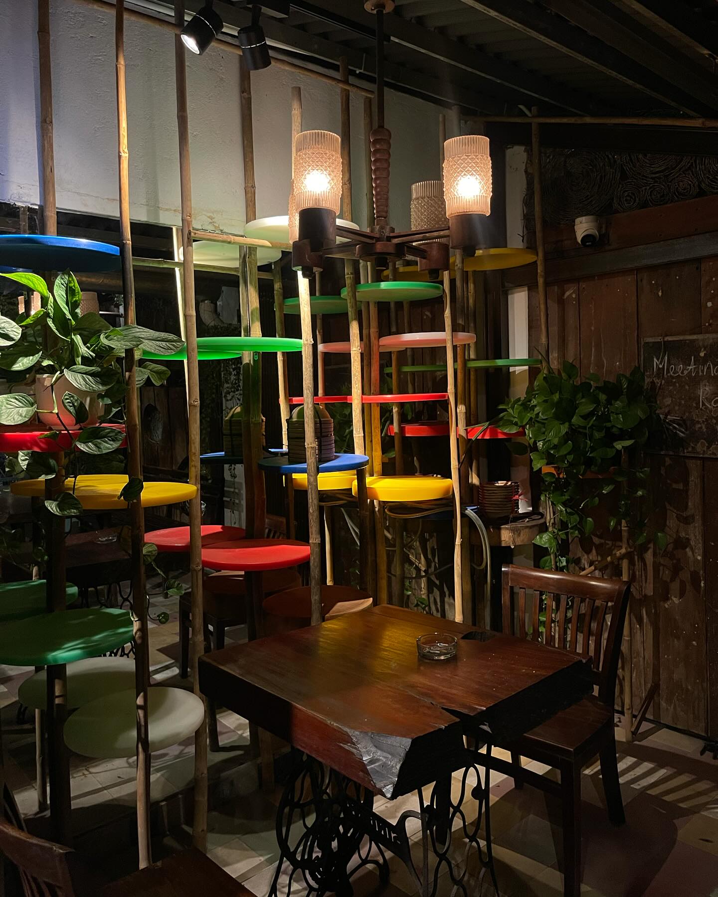 ซี - ทวินันท์ อนุกูลประเสริฐ