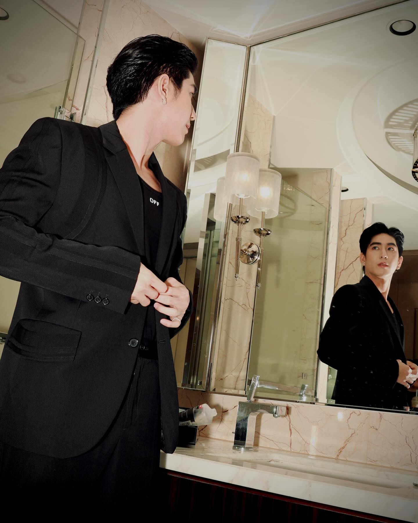 ซี - ทวินันท์ อนุกูลประเสริฐ