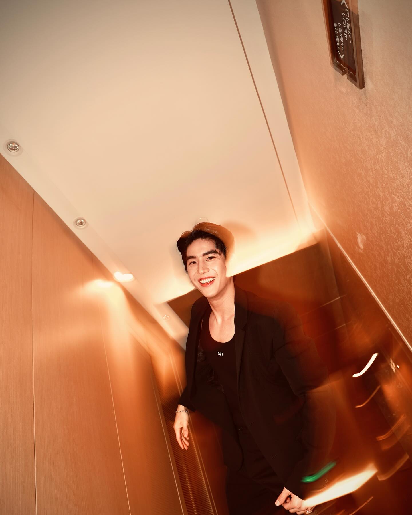 ซี - ทวินันท์ อนุกูลประเสริฐ