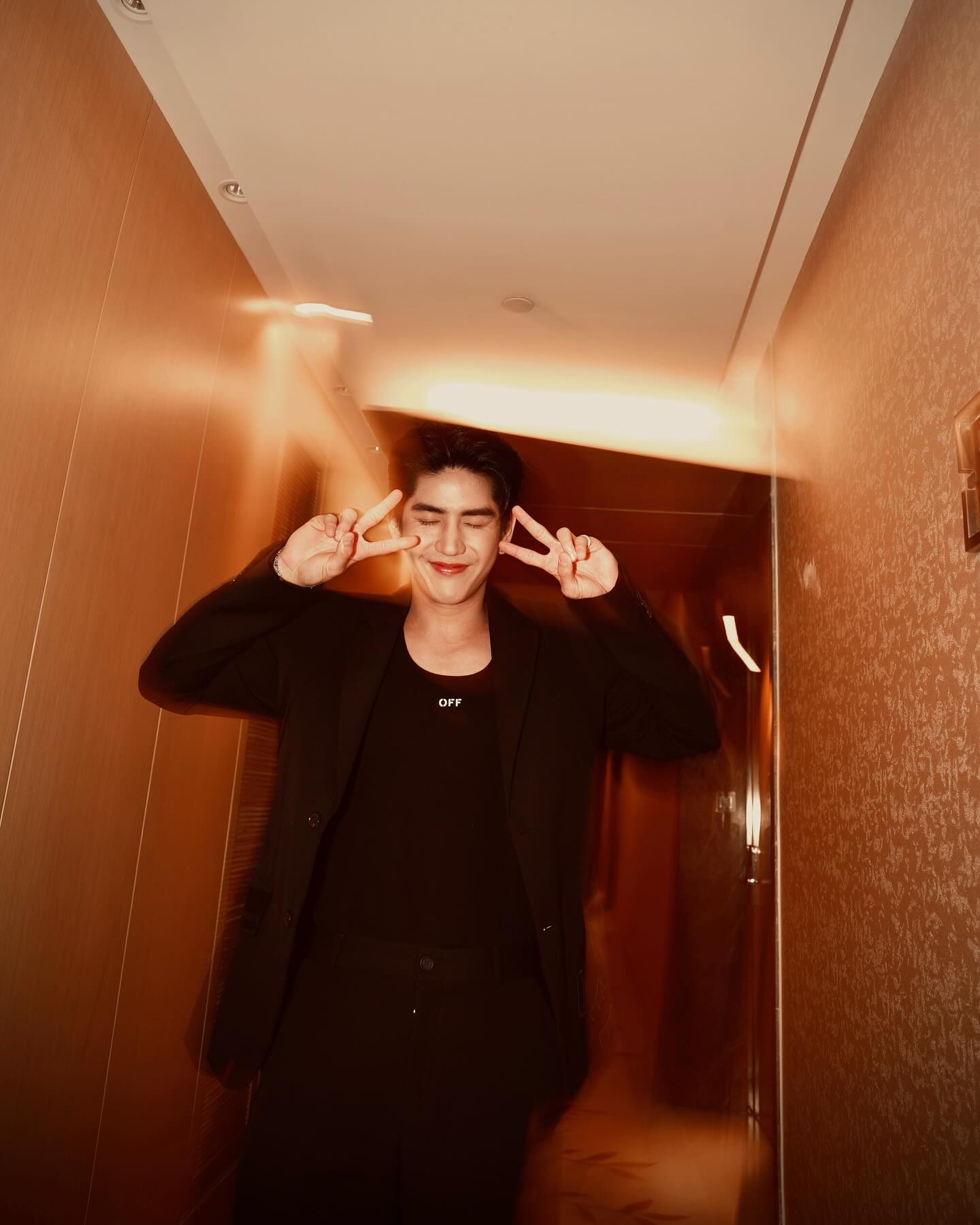 ซี - ทวินันท์ อนุกูลประเสริฐ