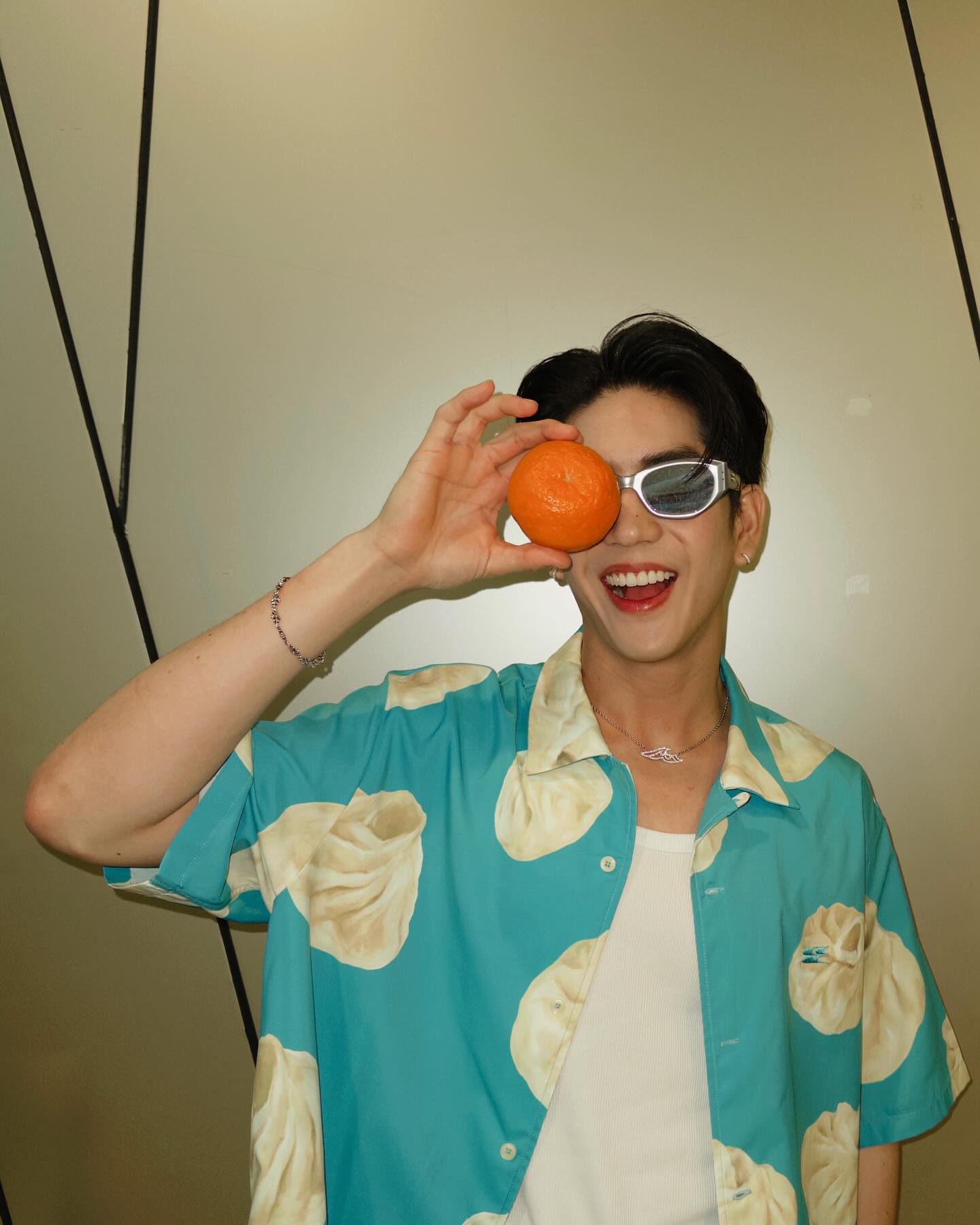 ซี - ทวินันท์ อนุกูลประเสริฐ