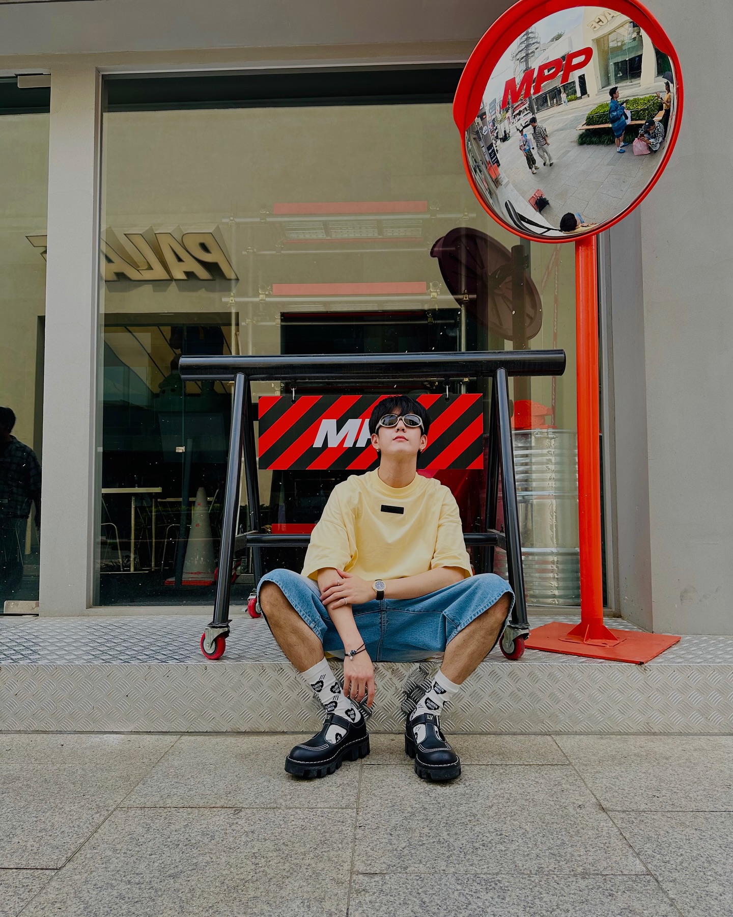 ซี - ทวินันท์ อนุกูลประเสริฐ