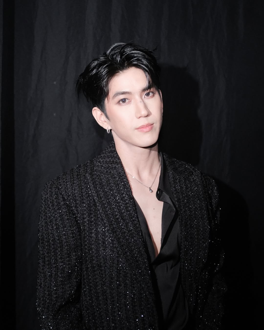 ซี - ทวินันท์ อนุกูลประเสริฐ