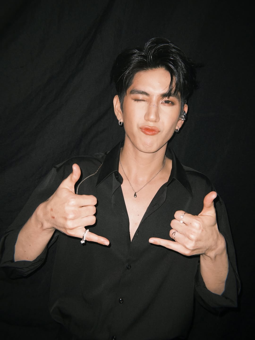 ซี - ทวินันท์ อนุกูลประเสริฐ