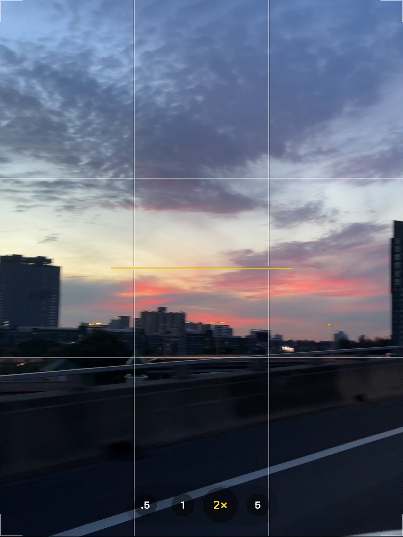 ซี - ทวินันท์ อนุกูลประเสริฐ