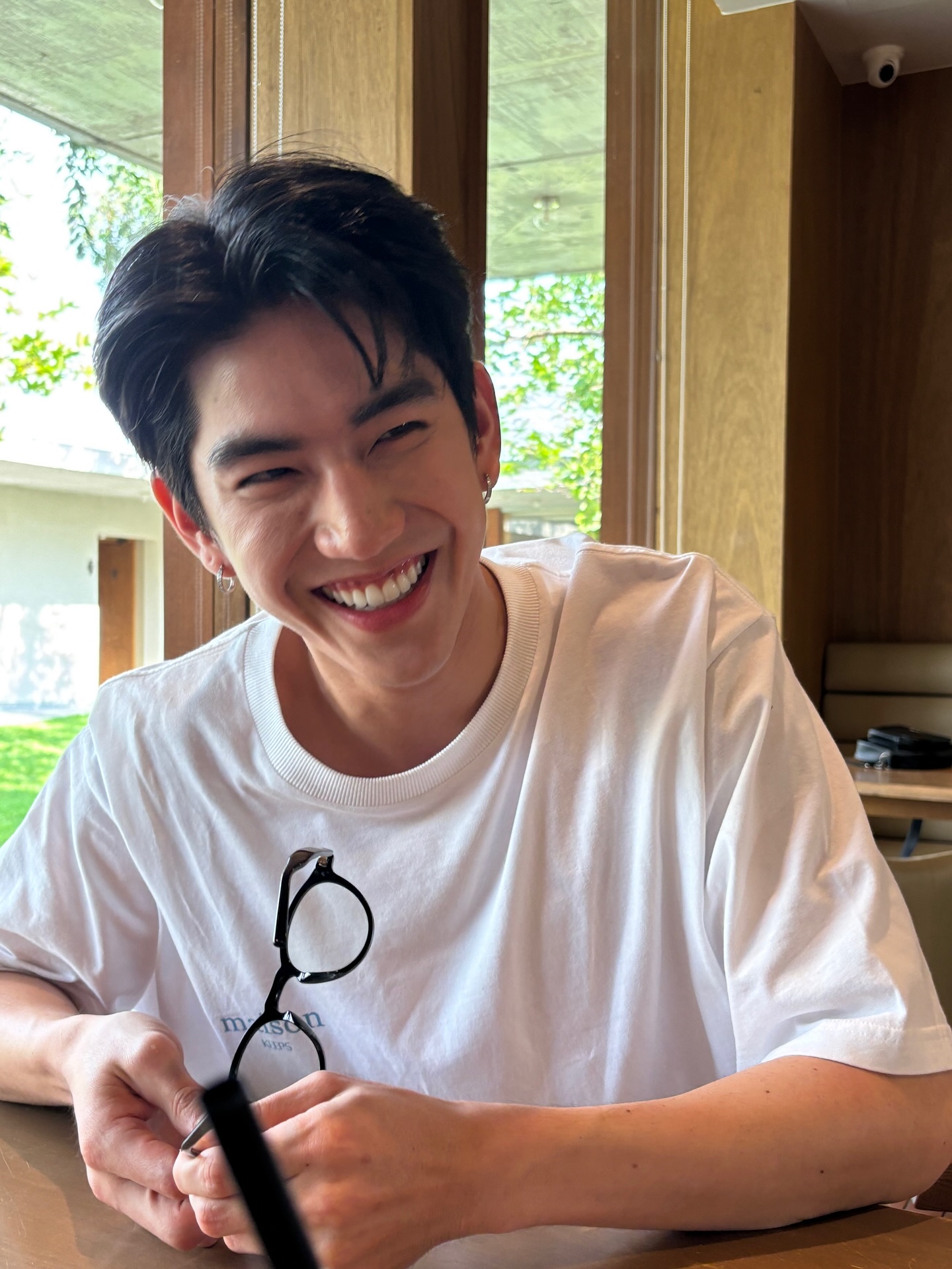 ซี - ทวินันท์ อนุกูลประเสริฐ
