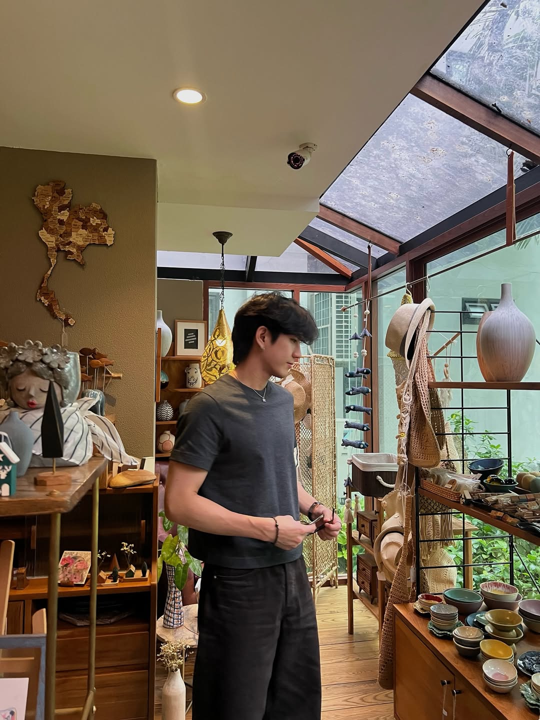 ซี - ทวินันท์ อนุกูลประเสริฐ