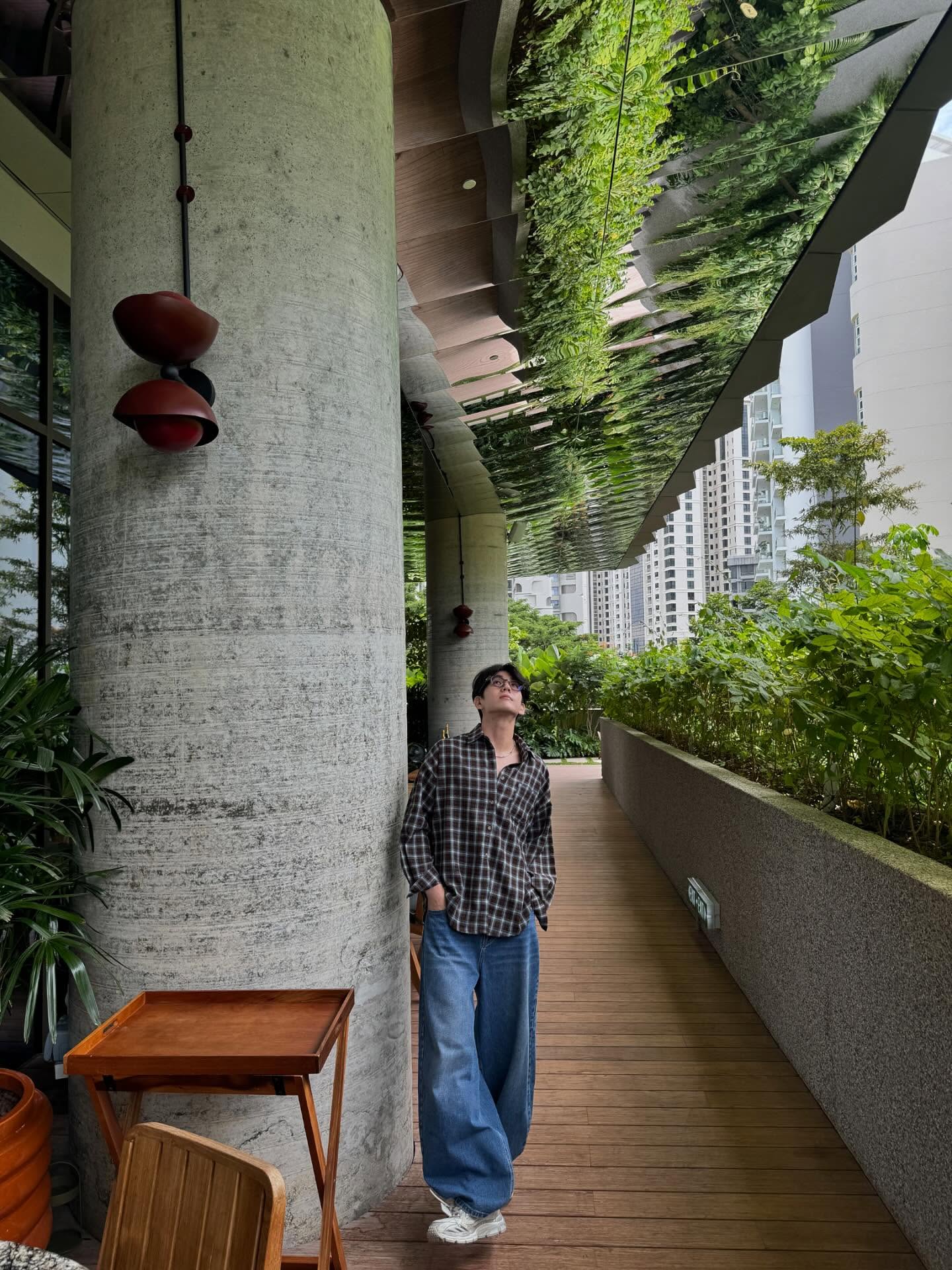 ซี - ทวินันท์ อนุกูลประเสริฐ