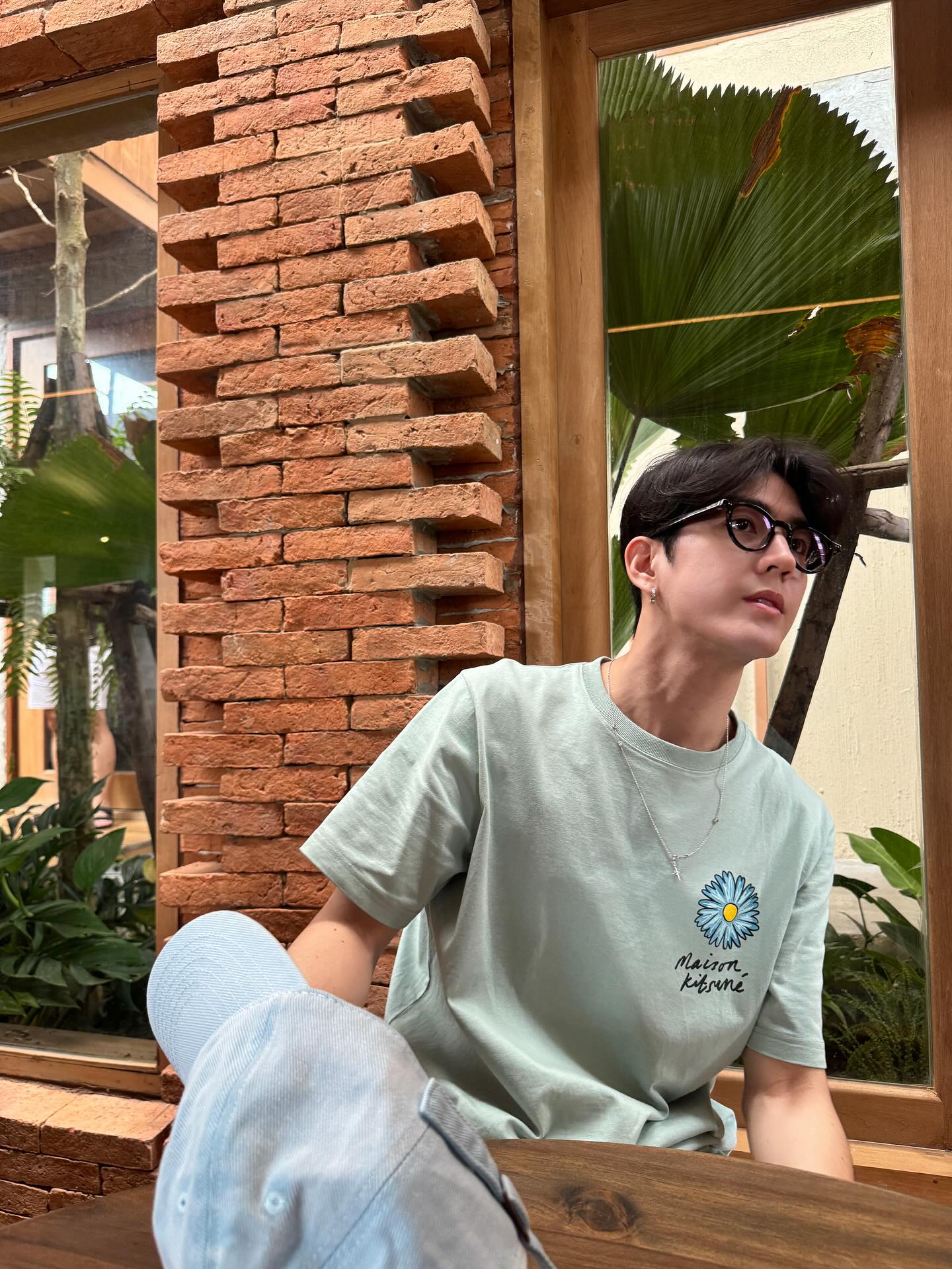 ซี - ทวินันท์ อนุกูลประเสริฐ