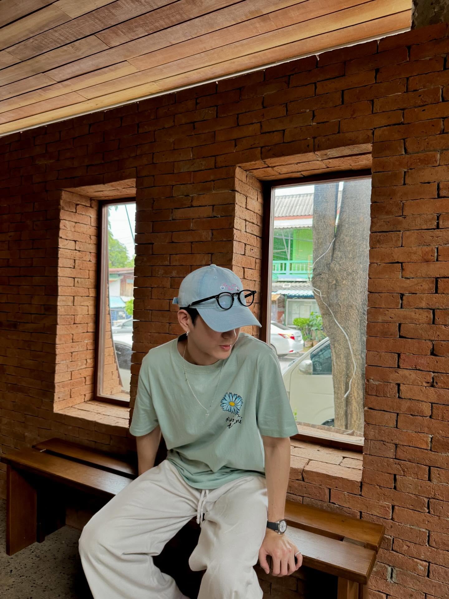 ซี - ทวินันท์ อนุกูลประเสริฐ