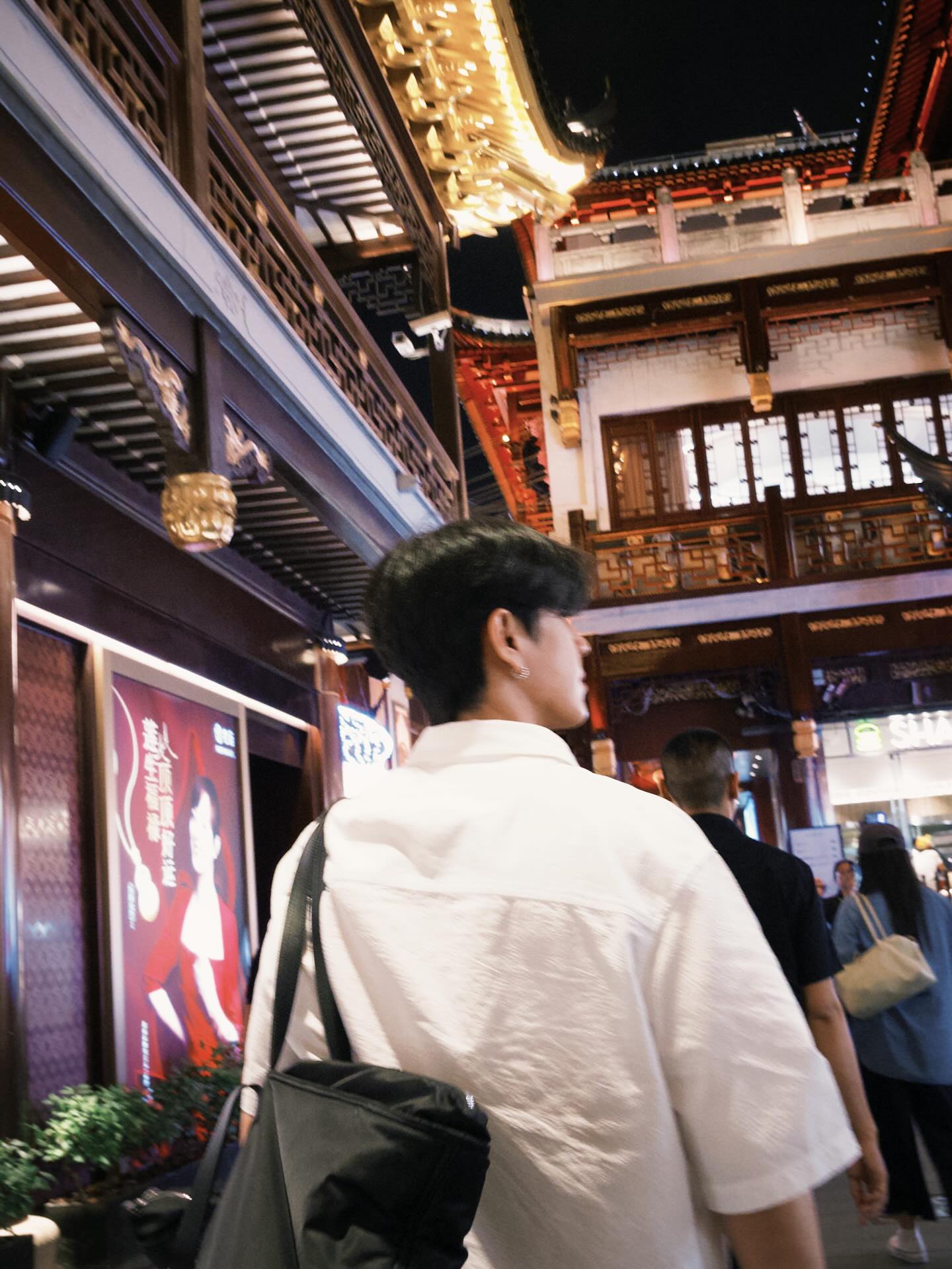 ซี - ทวินันท์ อนุกูลประเสริฐ