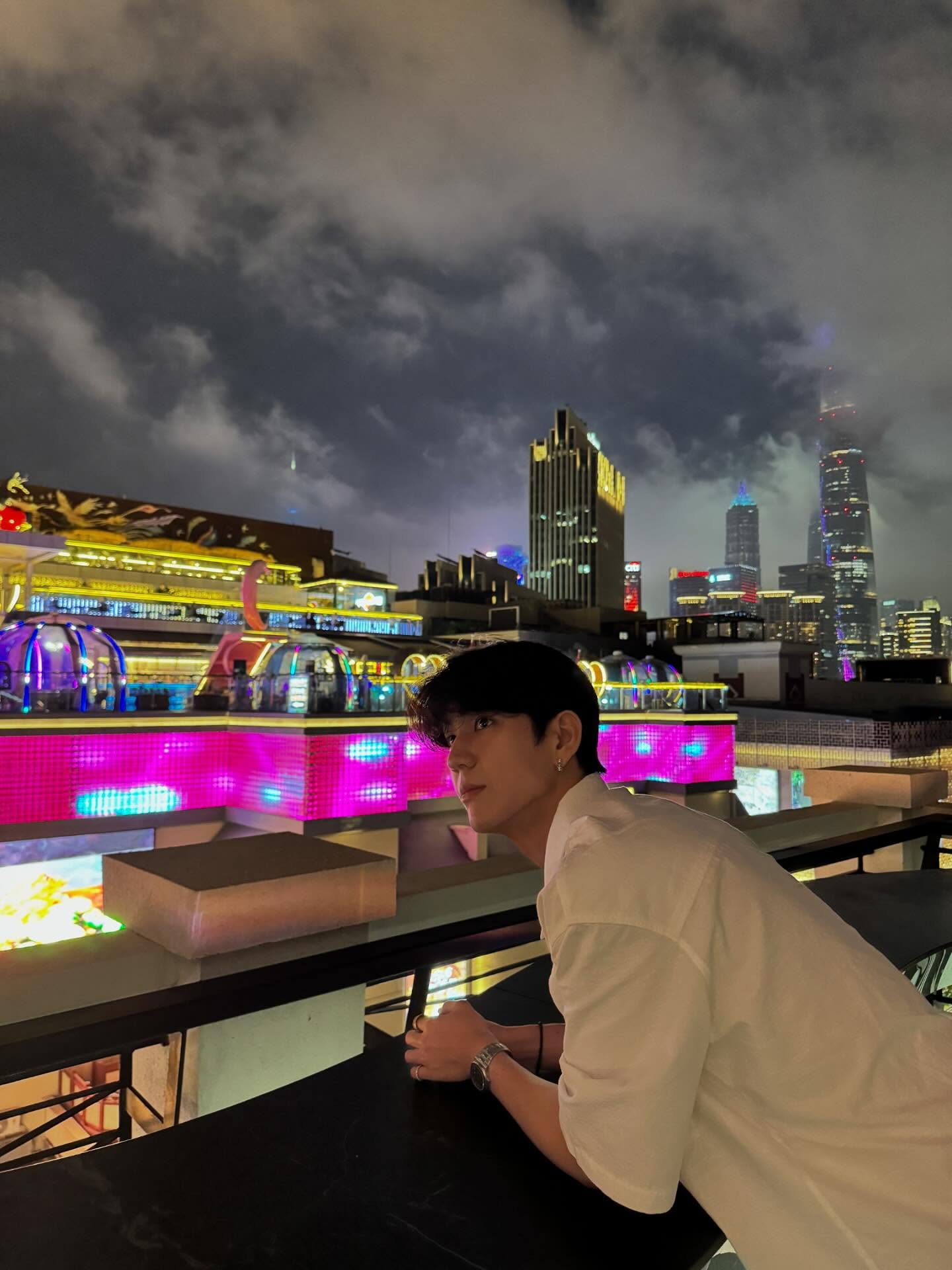 ซี - ทวินันท์ อนุกูลประเสริฐ