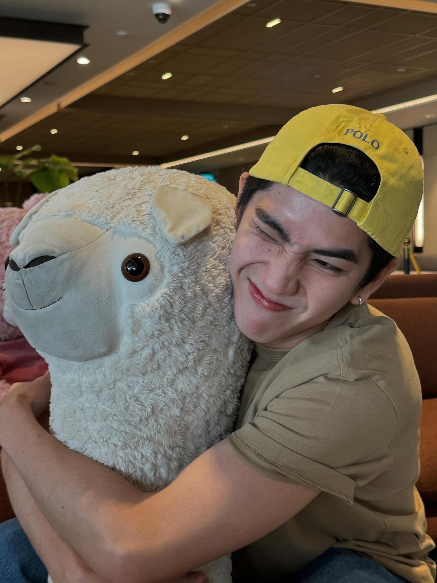 ซี - ทวินันท์ อนุกูลประเสริฐ