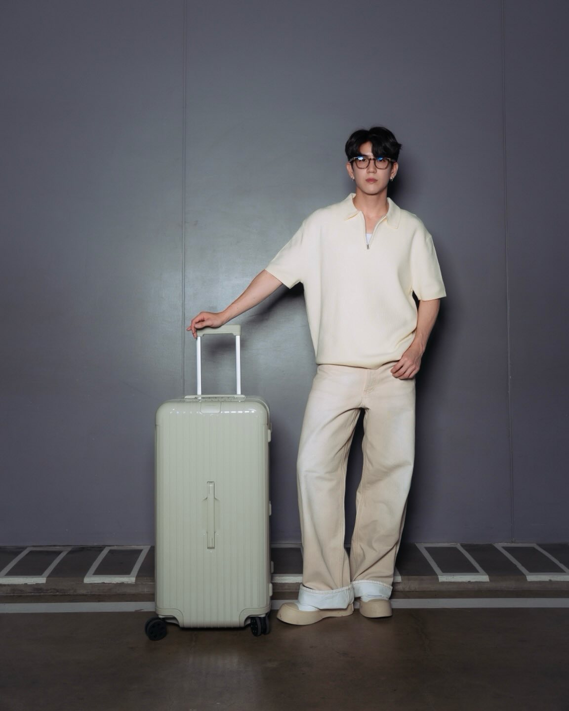 ซี - ทวินันท์ อนุกูลประเสริฐ