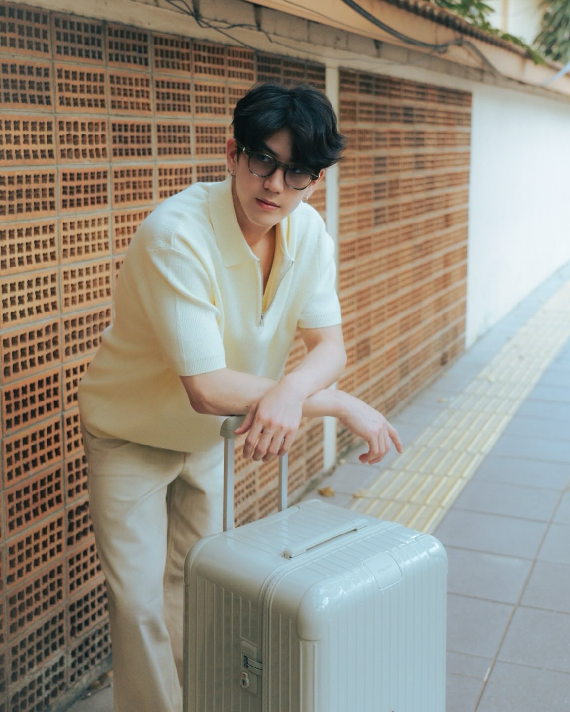 ซี - ทวินันท์ อนุกูลประเสริฐ