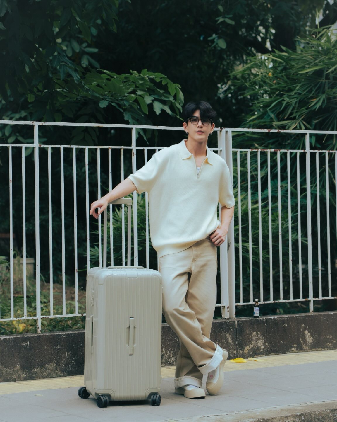 ซี - ทวินันท์ อนุกูลประเสริฐ