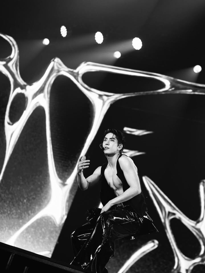 ซี - ทวินันท์ อนุกูลประเสริฐ