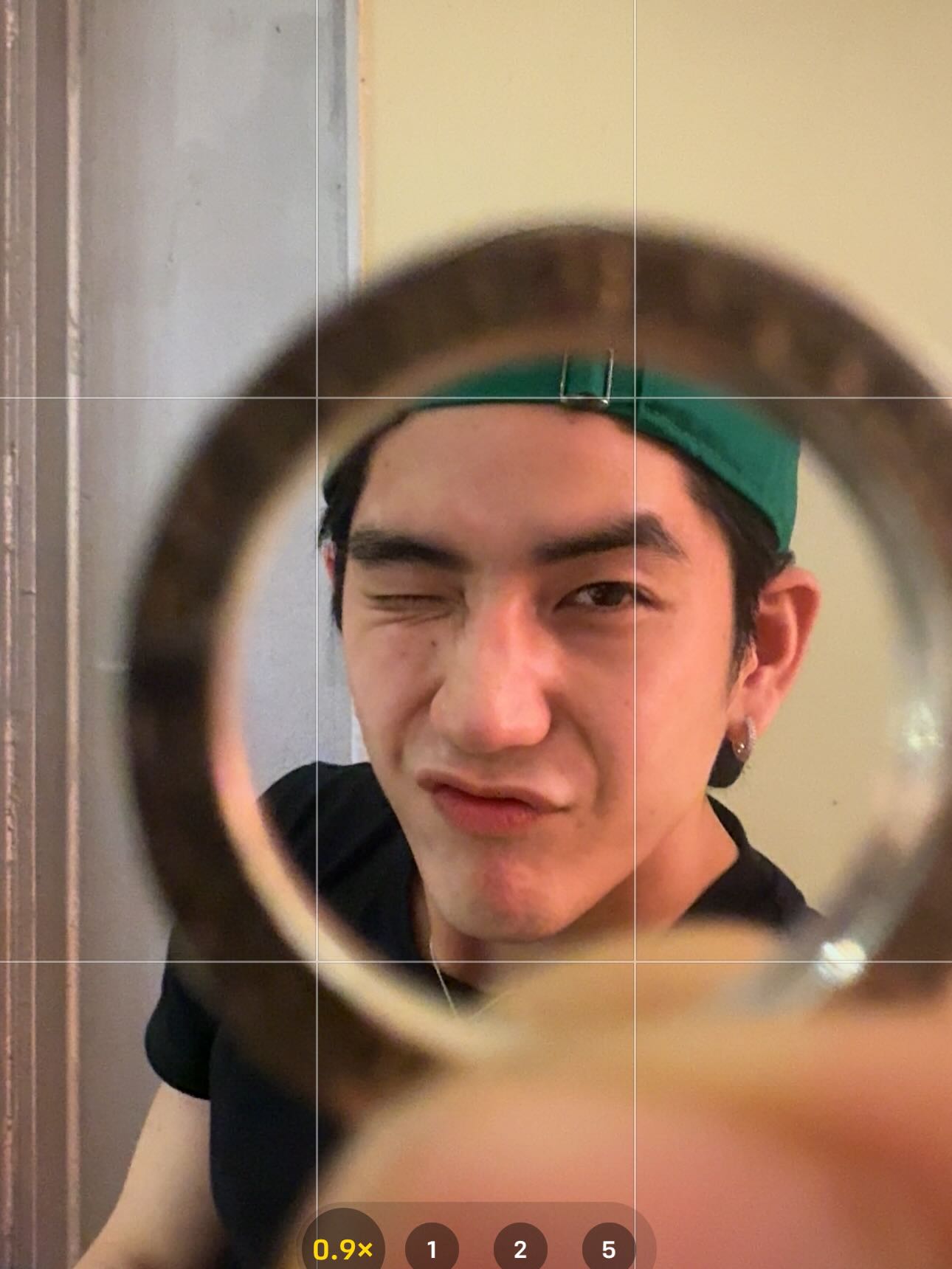 ซี - ทวินันท์ อนุกูลประเสริฐ