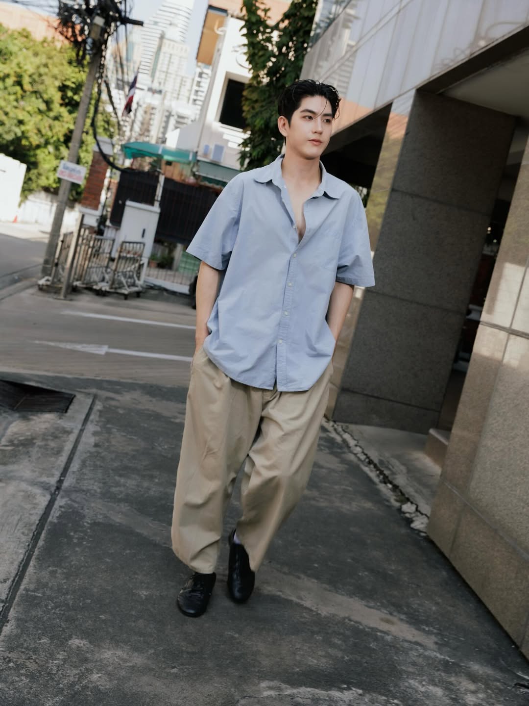 ซี - ทวินันท์ อนุกูลประเสริฐ