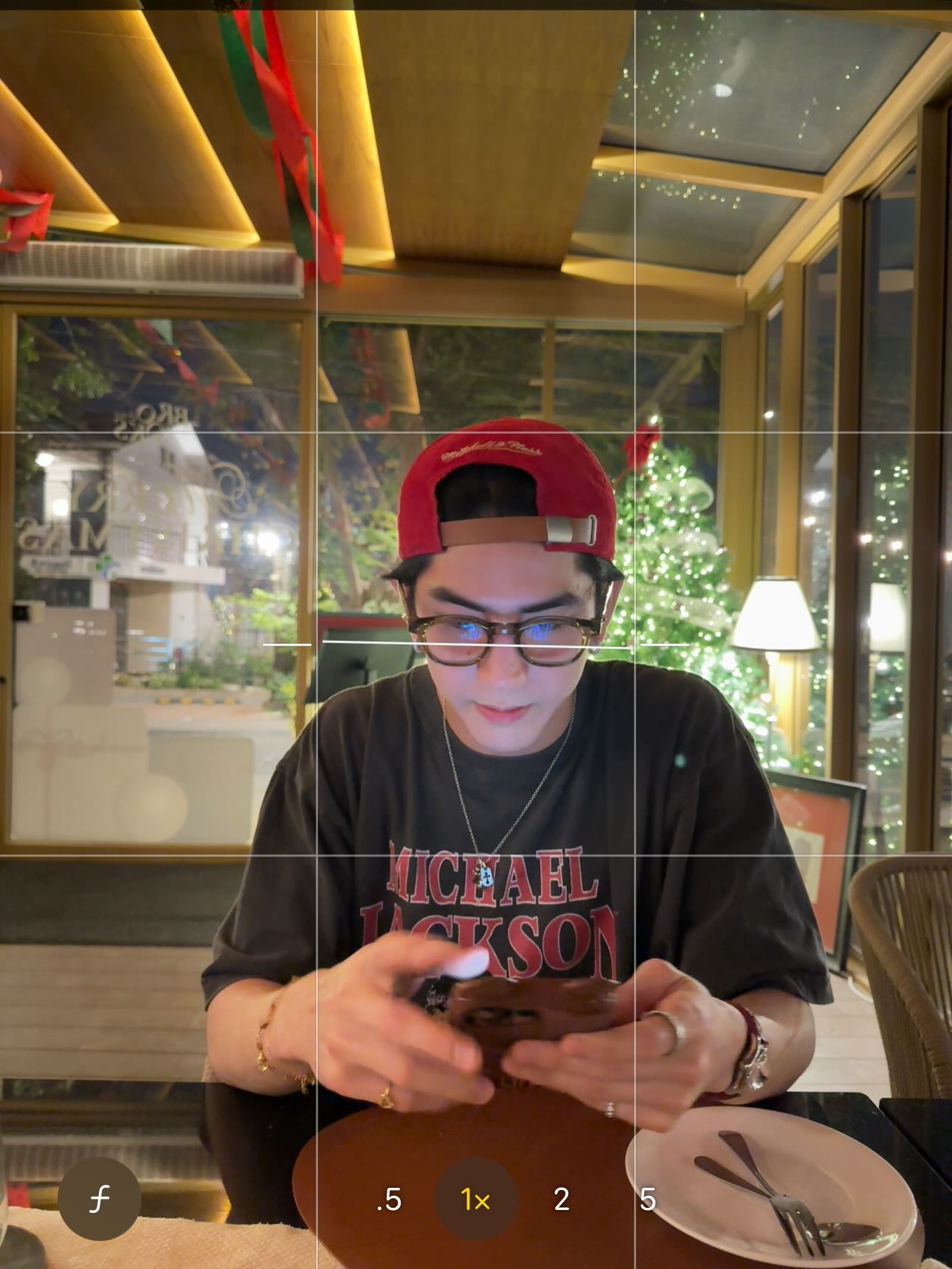 ซี - ทวินันท์ อนุกูลประเสริฐ