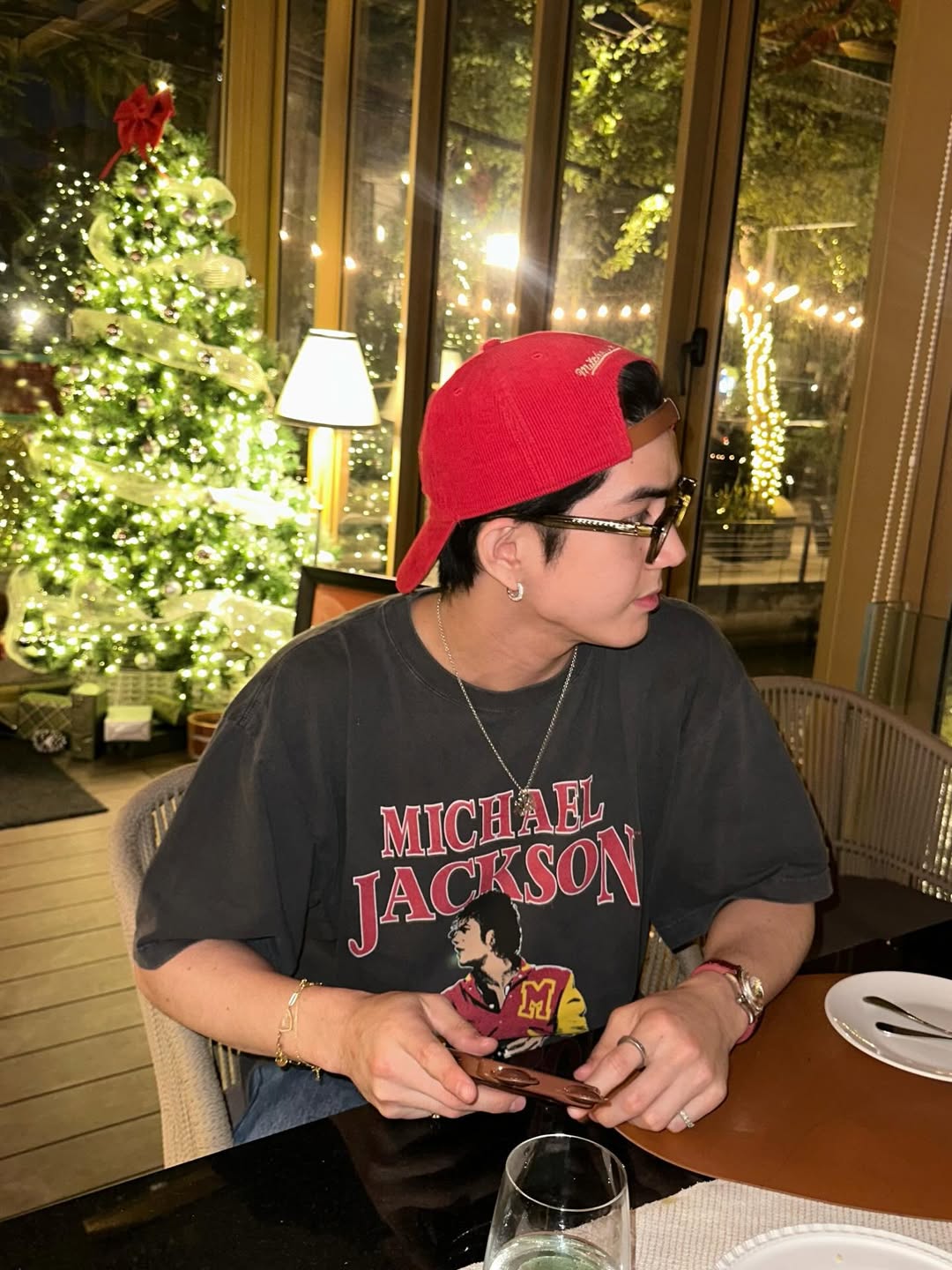 ซี - ทวินันท์ อนุกูลประเสริฐ