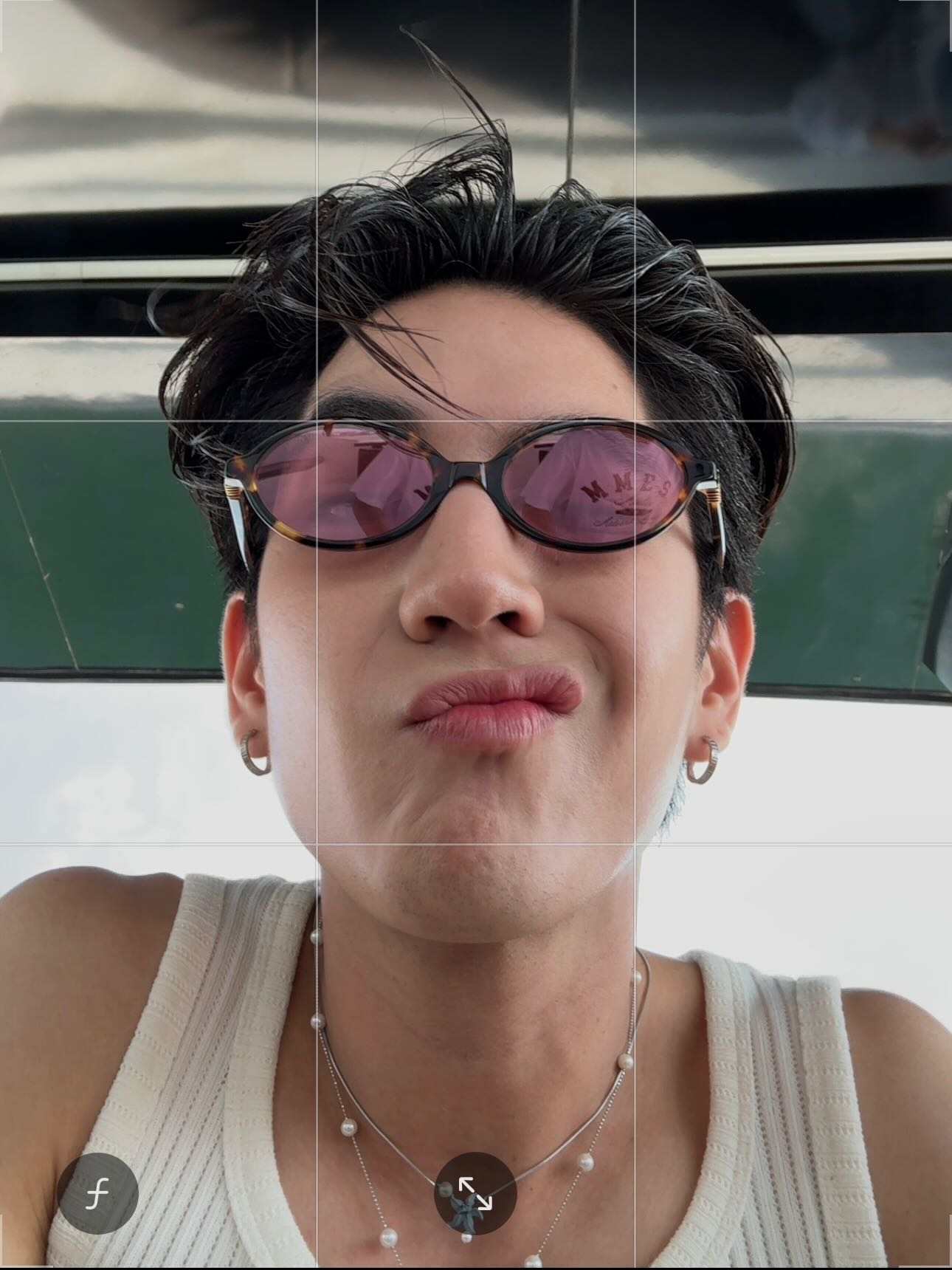 ซี - ทวินันท์ อนุกูลประเสริฐ