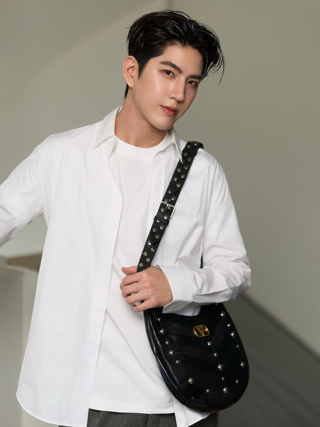 ซี - ทวินันท์ อนุกูลประเสริฐ