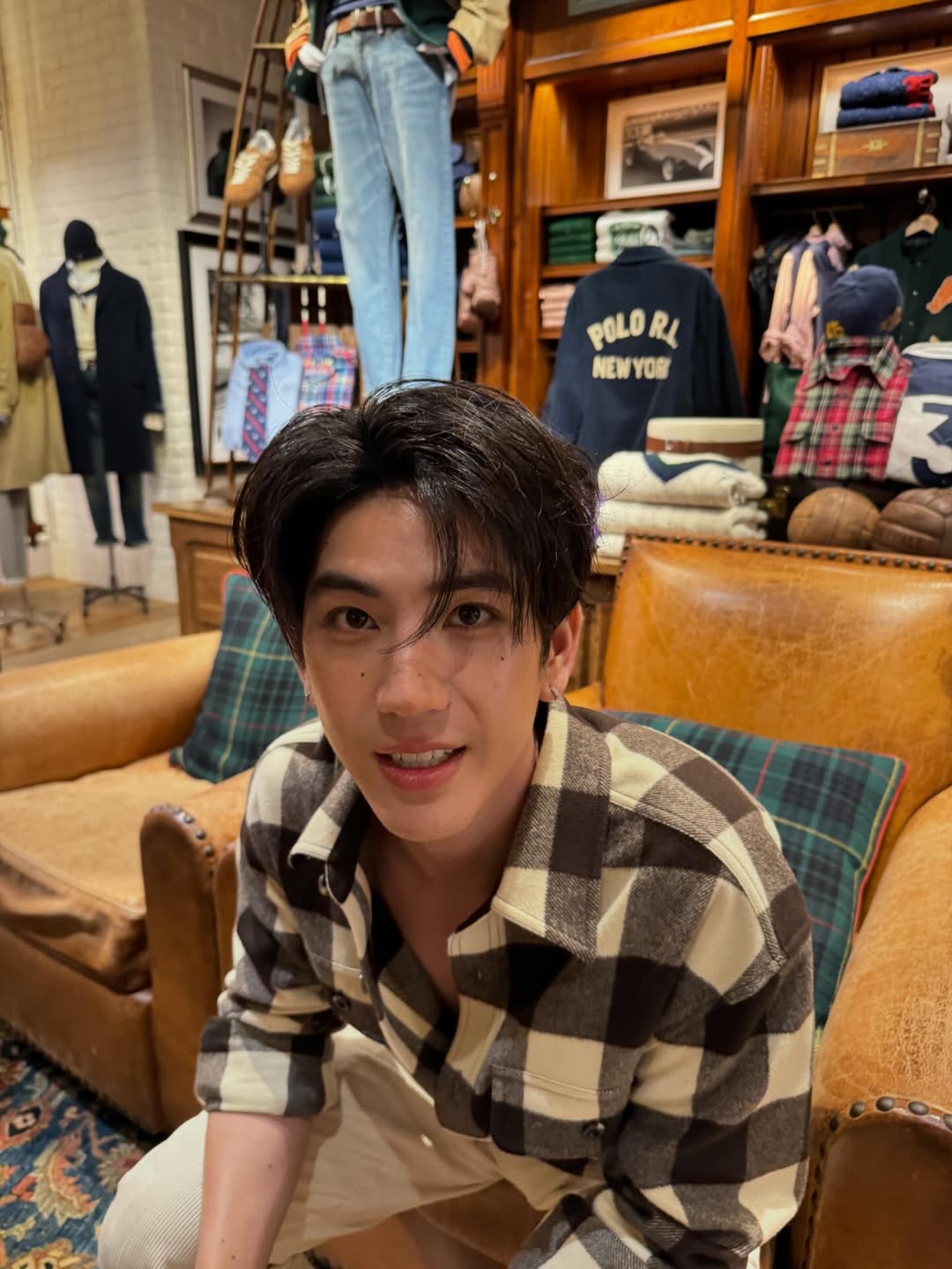 ซี - ทวินันท์ อนุกูลประเสริฐ