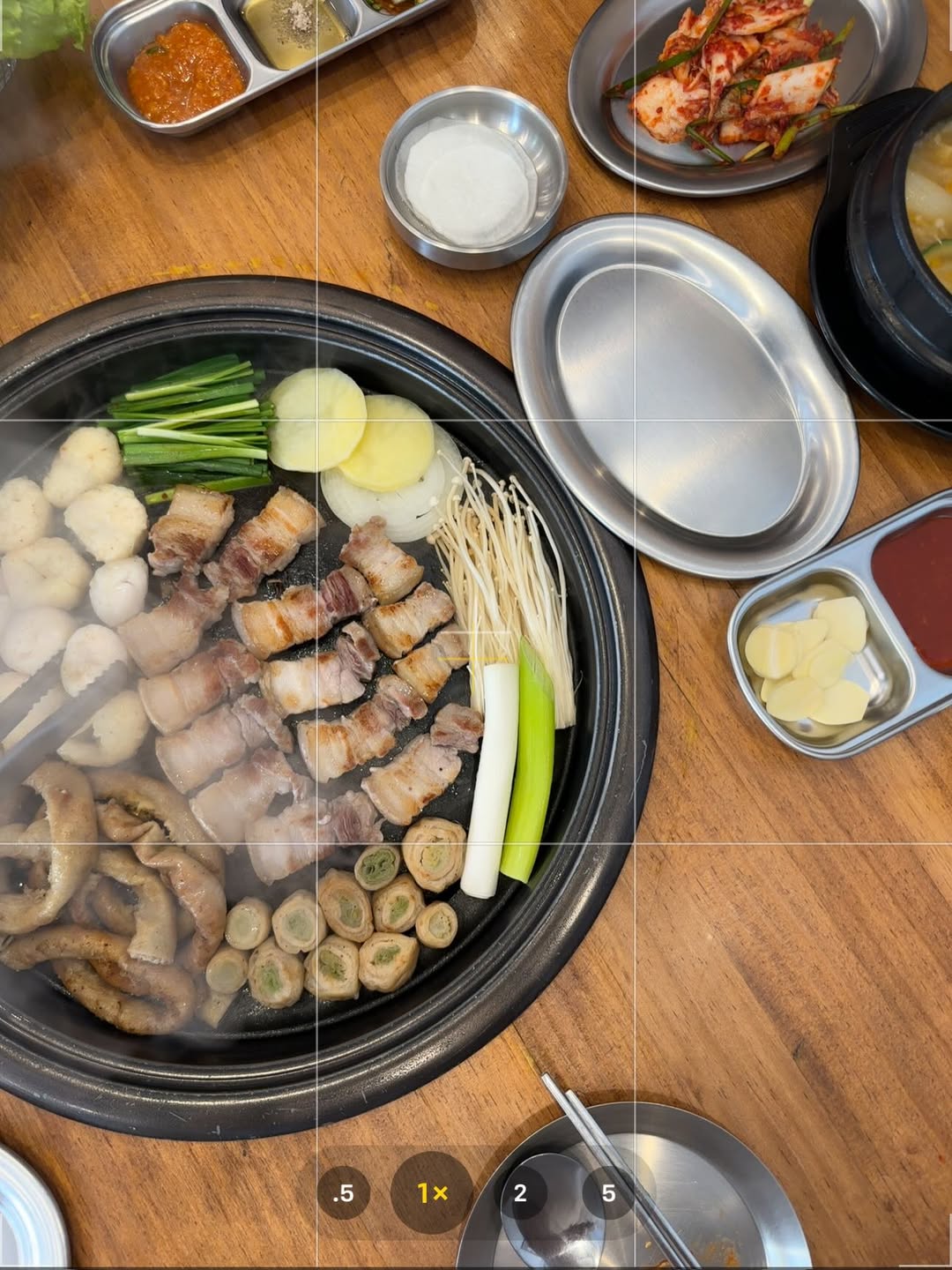 ซี - ทวินันท์ อนุกูลประเสริฐ