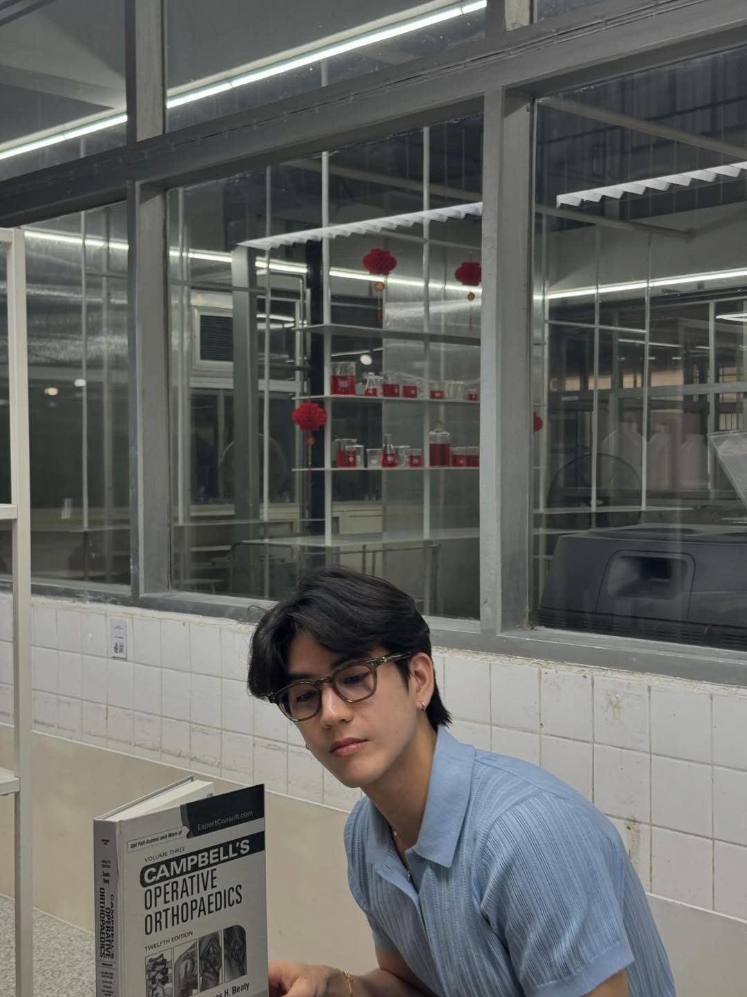 ซี - ทวินันท์ อนุกูลประเสริฐ