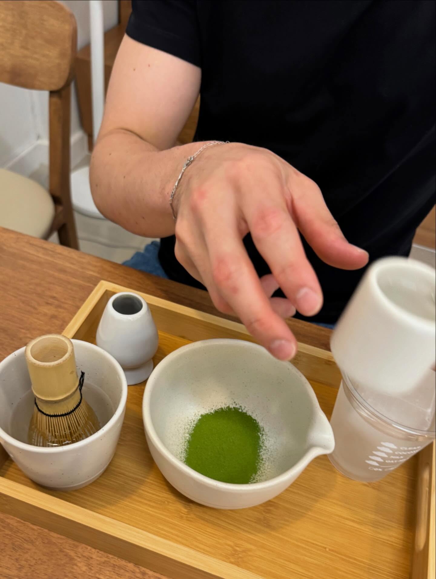 ซี - ทวินันท์ อนุกูลประเสริฐ