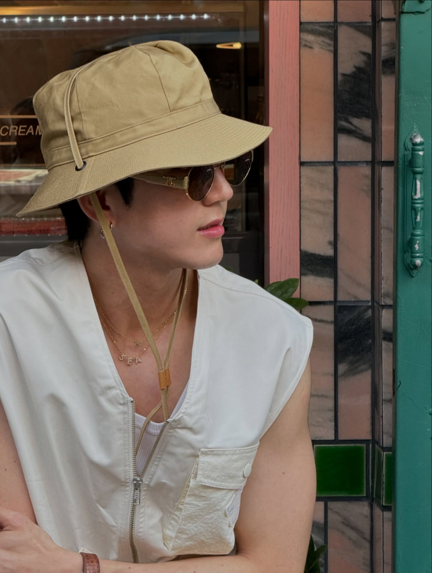 ซี - ทวินันท์ อนุกูลประเสริฐ