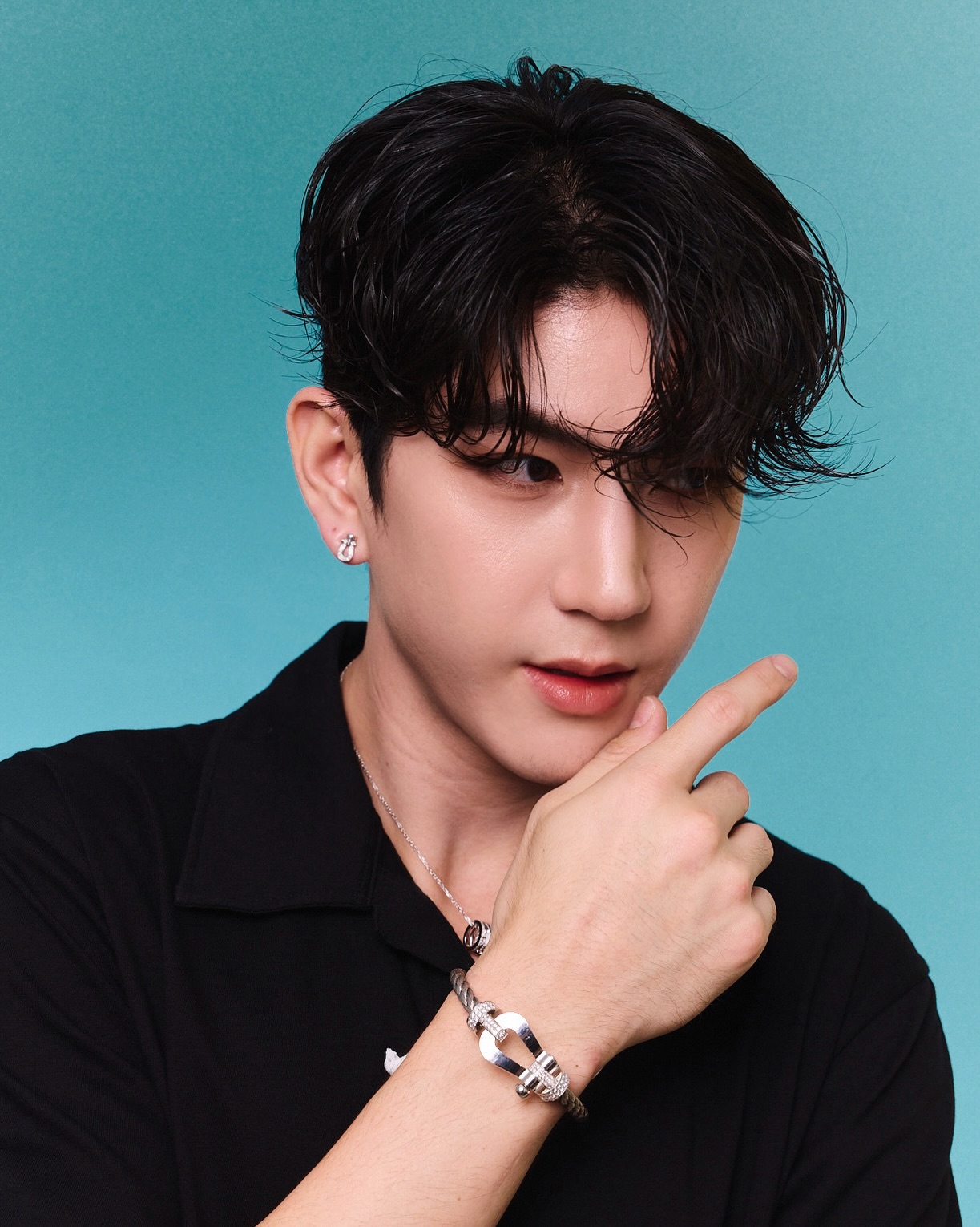 ซี - ทวินันท์ อนุกูลประเสริฐ