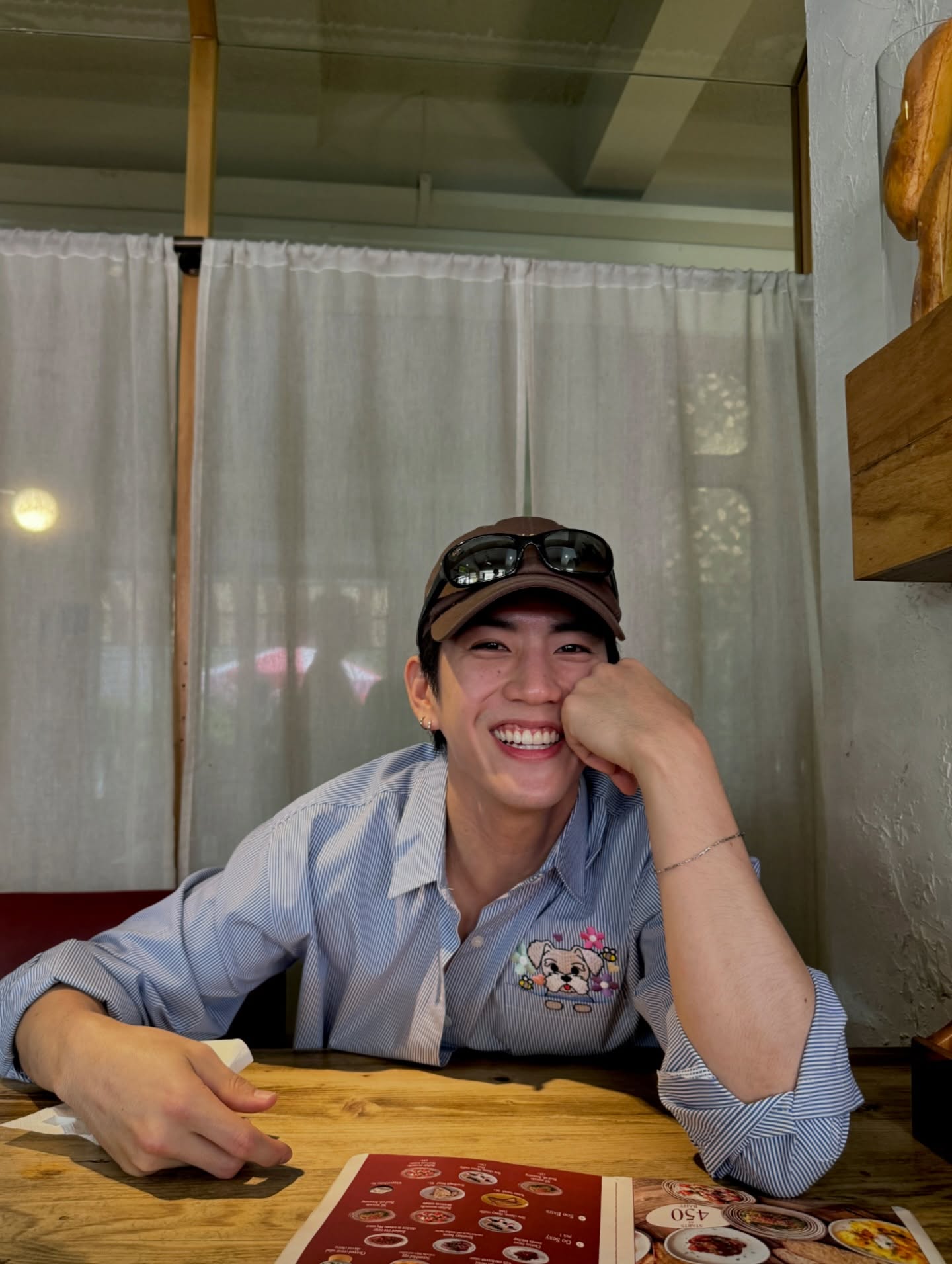 ซี - ทวินันท์ อนุกูลประเสริฐ