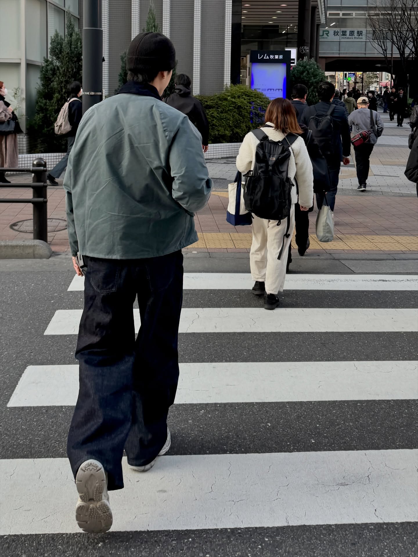 ซี - ทวินันท์ อนุกูลประเสริฐ