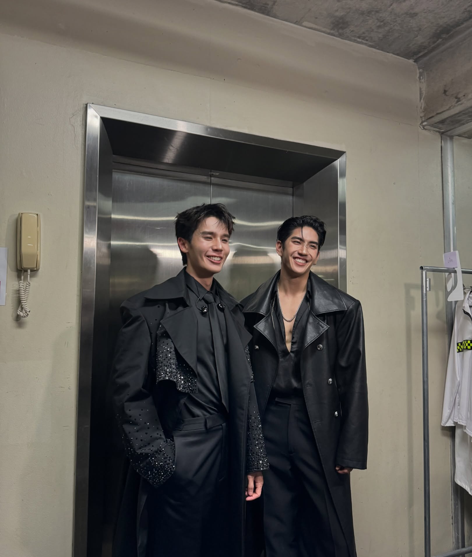 ซี - ทวินันท์ อนุกูลประเสริฐ