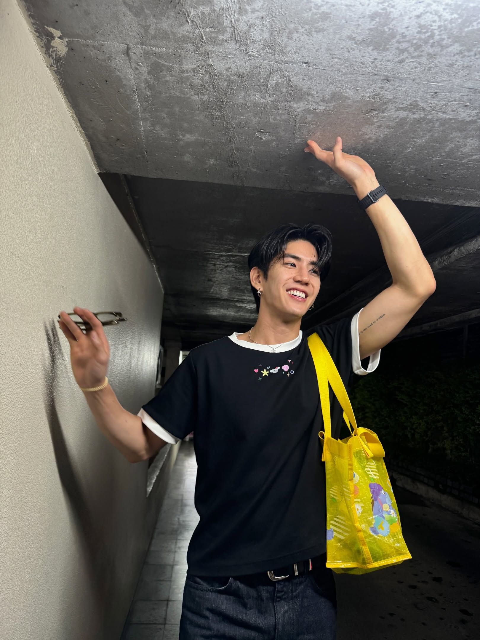 ซี - ทวินันท์ อนุกูลประเสริฐ