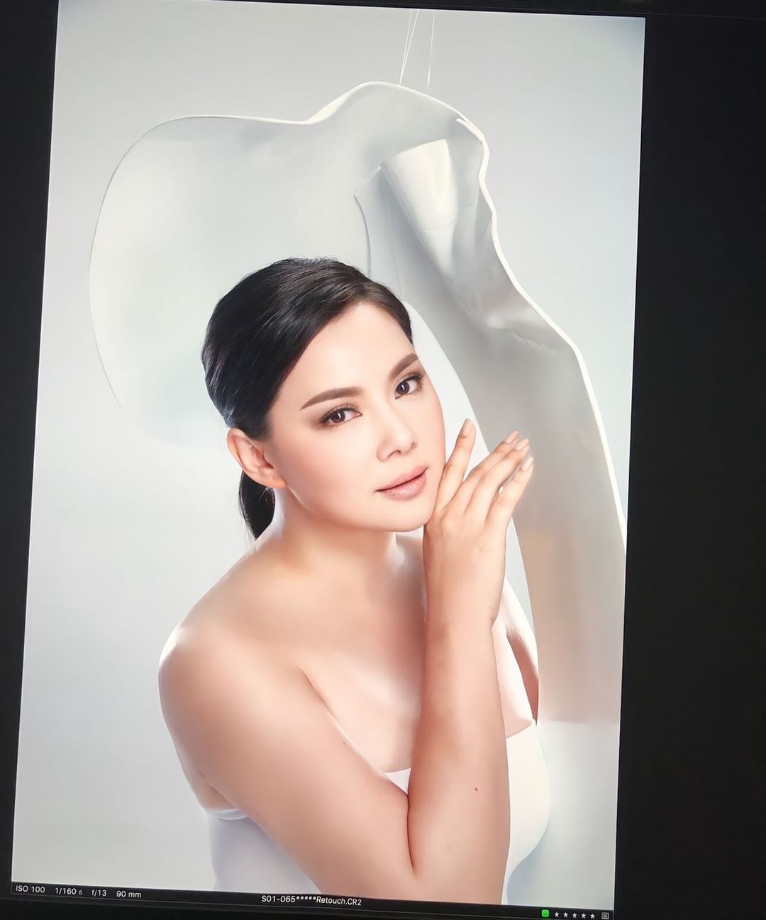 บุ๋ม - ปนัดดา วงศ์ผู้ดี