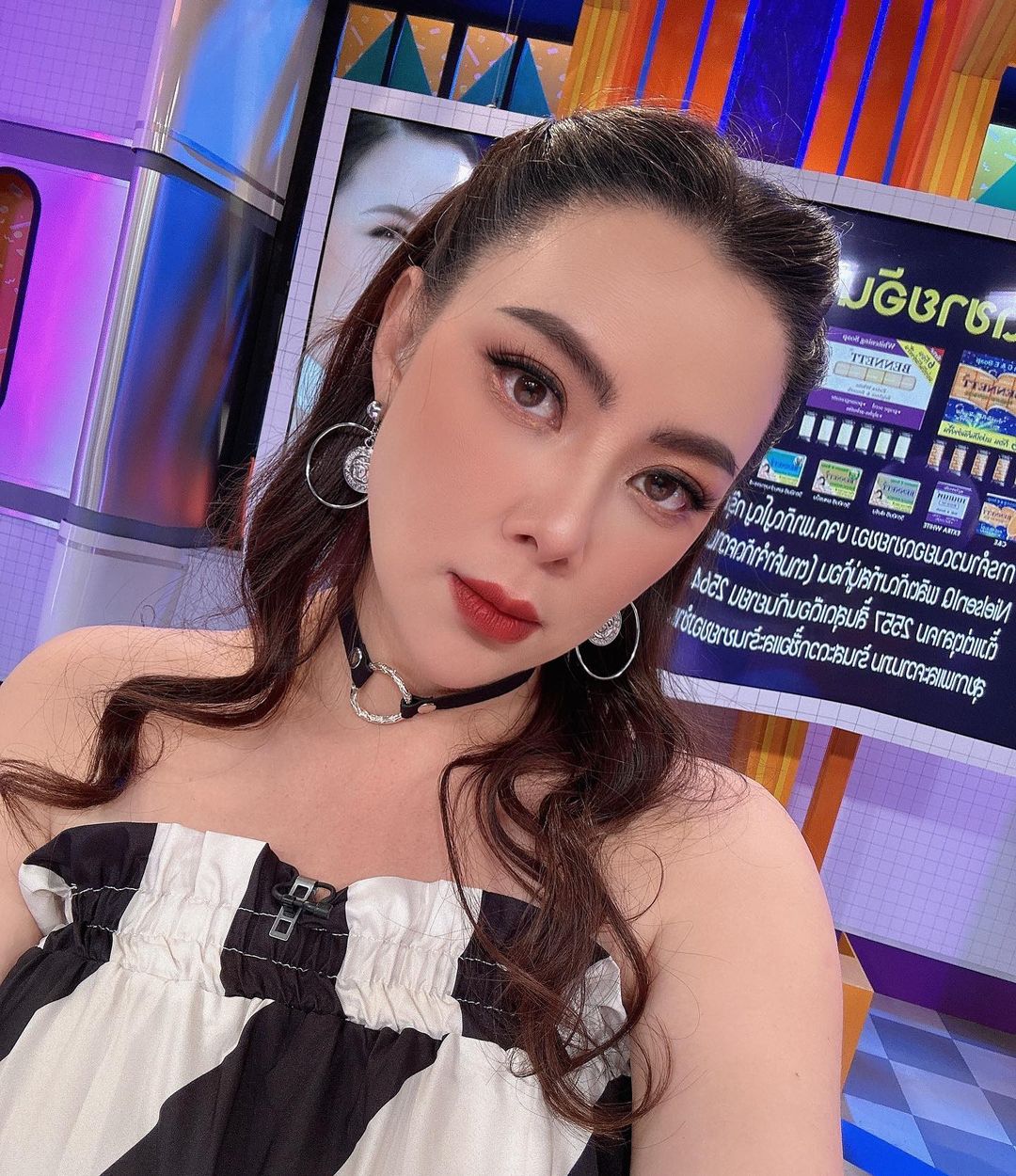 บุ๋ม - ปนัดดา วงศ์ผู้ดี