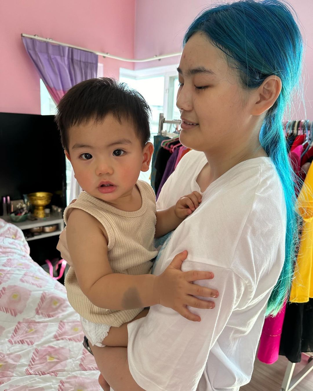 บุ๋ม - ปนัดดา วงศ์ผู้ดี